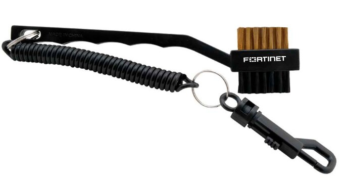 Pro Dual Brush/Cleaner with Clip Easily Attaches to a Golf Bag